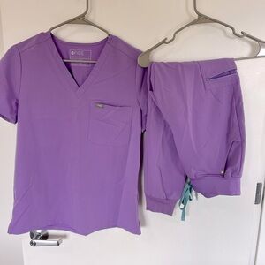 Figs Lavender scrub set